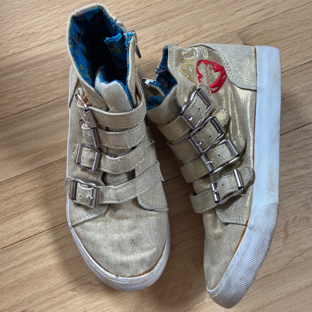 Girl’s gold sparkle high top shoes size 2